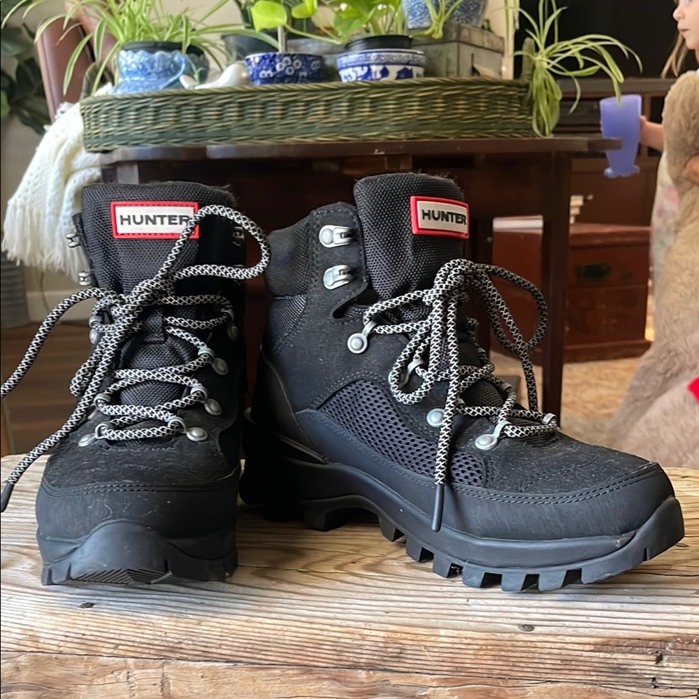 Hunter Explorer Insulated Commando Boot (Women)